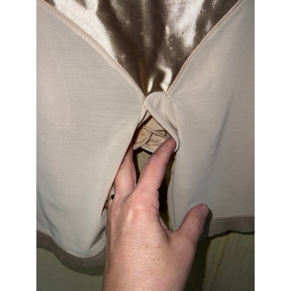 Maidenform Shaper Brief Large Mid Thigh High Rise Waist Easy Up Shapewear Tan - Picture 8 of 9